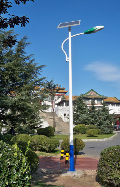 道路太陽能路燈你知道怎么選擇瓦數嗎？