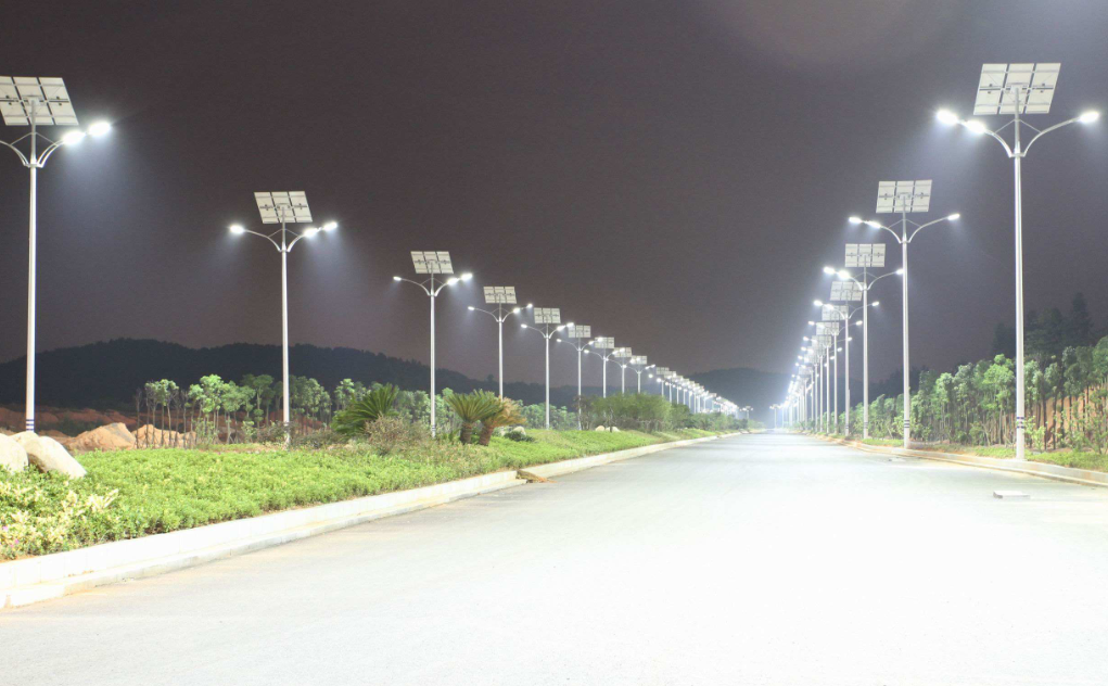道路太陽能路燈你知道怎么選擇瓦數嗎？
